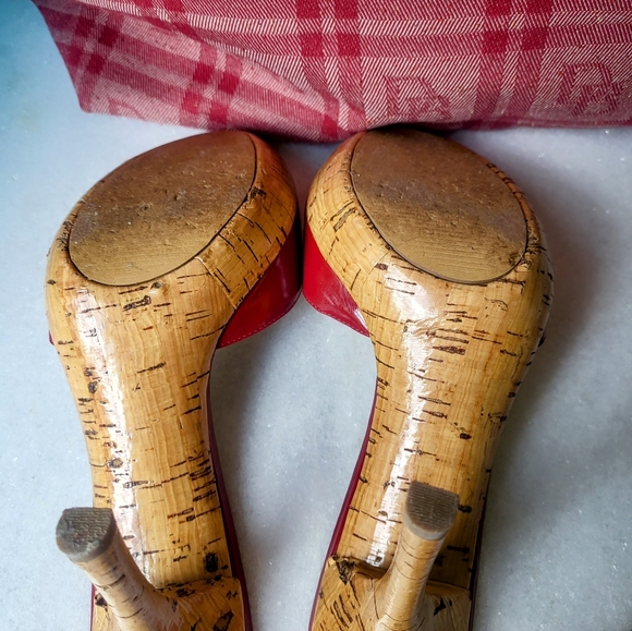 Guess Red Patent Platform Stiletto Heels - Picture 3 of 6